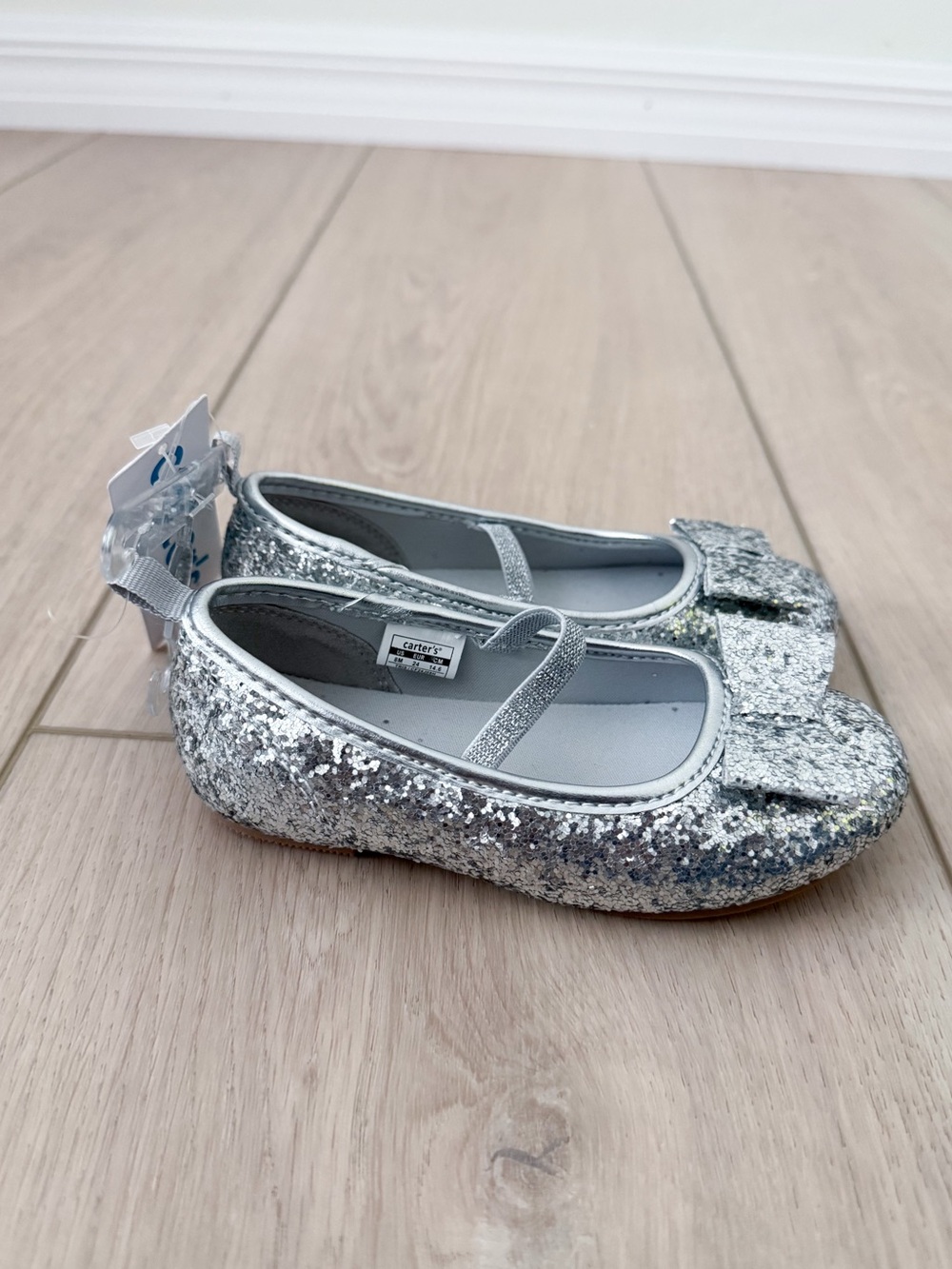 NWT Carter’s Girl Glitter Silver Shoe Size 8